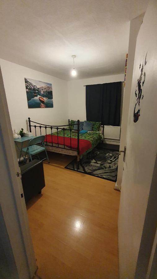 Merciful King Room, In Zone 2-3 伦敦 外观 照片