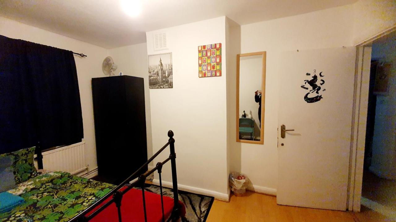 Merciful King Room, In Zone 2-3 伦敦 外观 照片